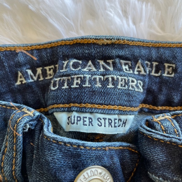 AEO super stretch midi jean shorts - Picture 2 of 4